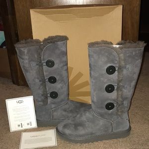 NEW AUTHENTIC Ugg Bailey button triple boots